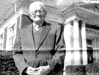 Reading The Ridge - Tiny Carnegie Library makes due on a tight budget